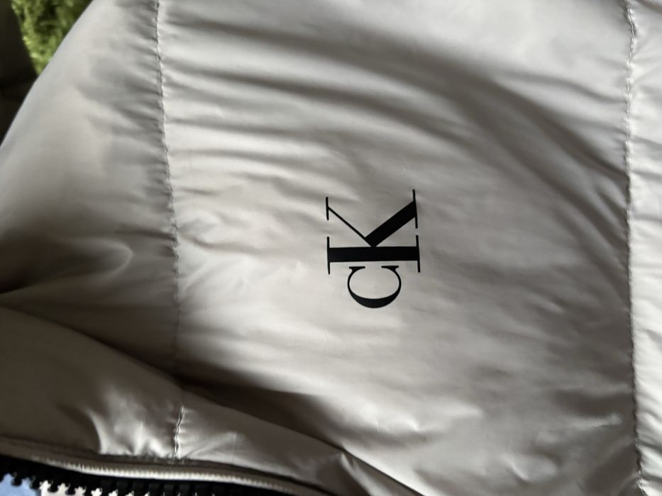 Vand geaca Calvin Klein(no TheNorthFace,Nike,Jordan)