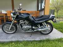 Suzuki vx 800.