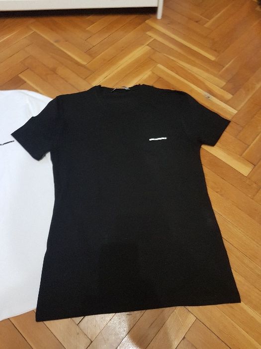 Мъжки тениски KARL LAGERFELD, Оригинални,размер L/XL.НОВИ!