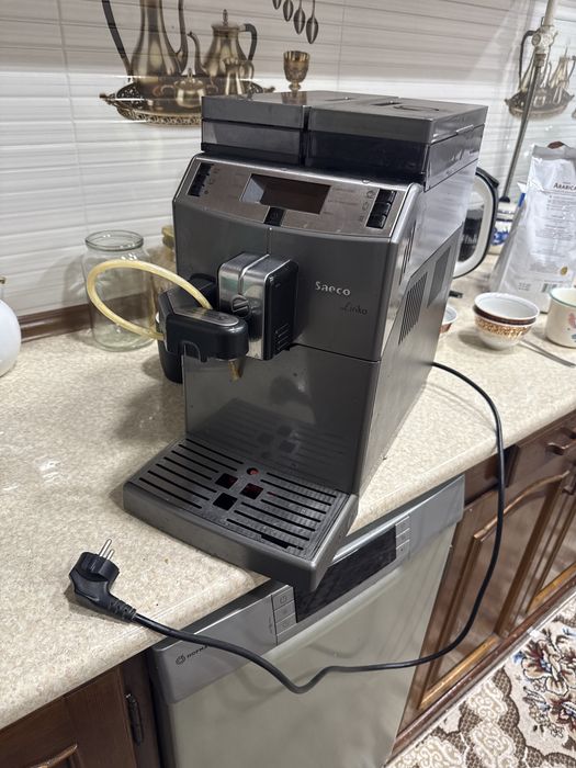 Кофемашина Seako jinko проз Италия в рабочем состояние