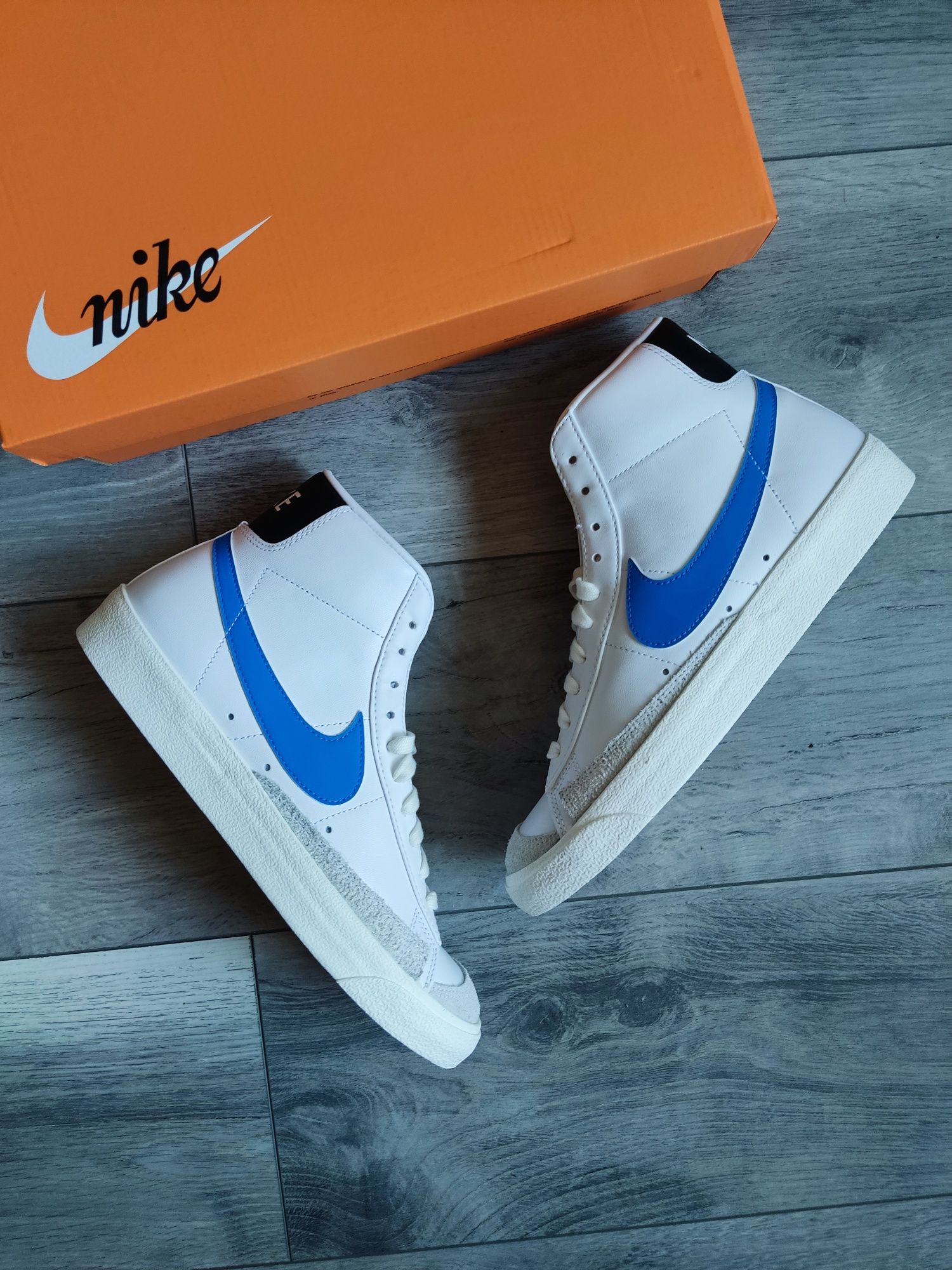 Nike Blazer Mid 77