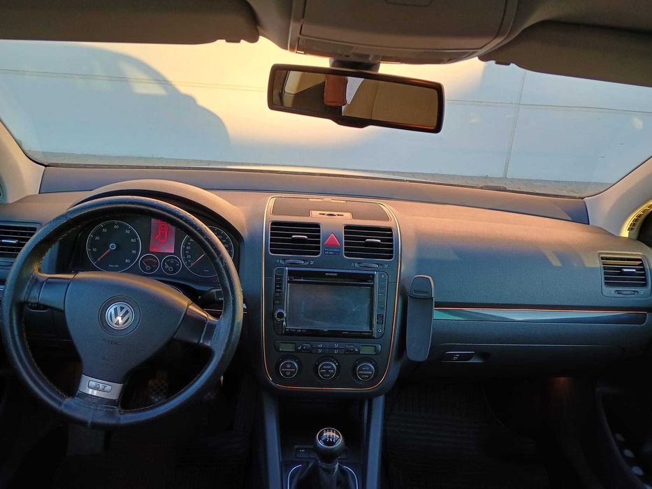 vand vw golf 5, motor 1.4 benzina