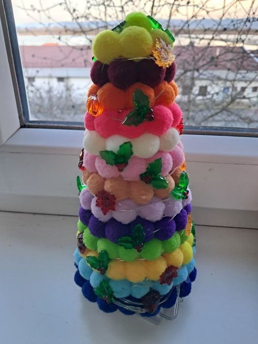 Brăduț hand made luminos