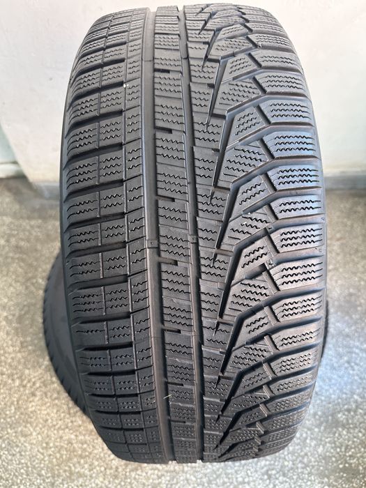 Anvelope iarna 225/45/18 cu 245/40/18 Hankook
