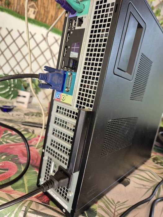 Calculator Unitate PC Dell Optiplex  i5 ram 8gb hdd 128gb + monitor