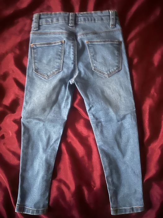 Детски дънки 2-3 г