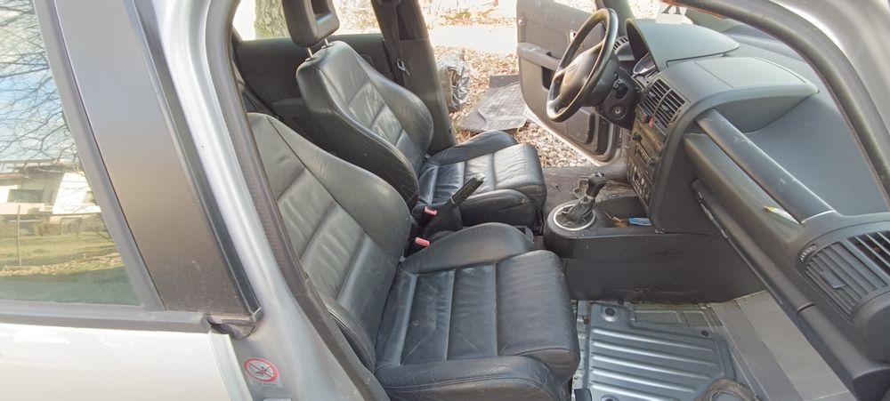 Продавам Audi A2, 1.4 tdi - на части!