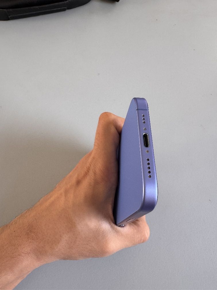 Iphone 16 128gb tiniq