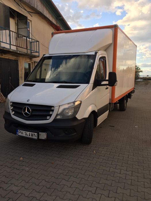 Vand mercedes benz sprinter cu lift