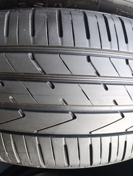 Patru anvelope de vara 235 55 18 Hankook