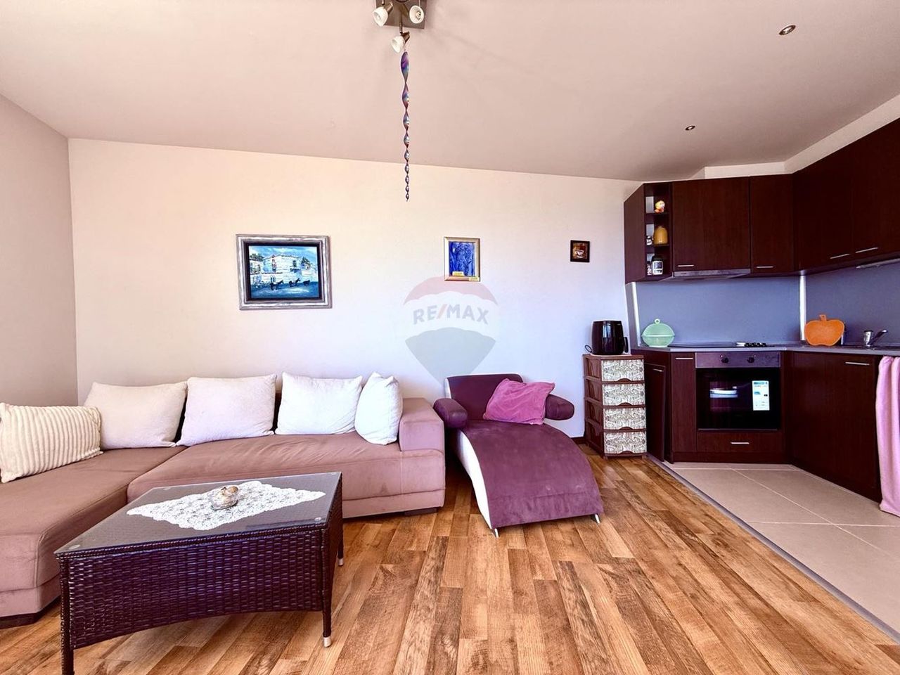Продава се Двустаен апартамент в Балчик - 61 кв.м за 1558 €/кв.м - Снимка #10