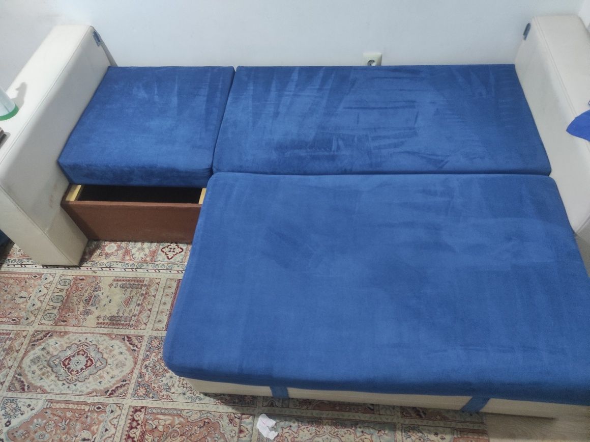 Химчистка мягкой мебели диванов матрасов стульев кресел