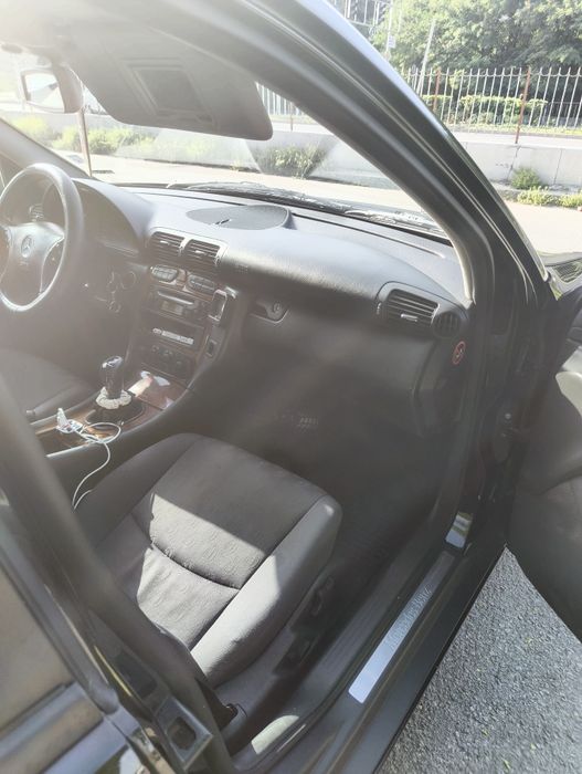 Mercedes c220 w203