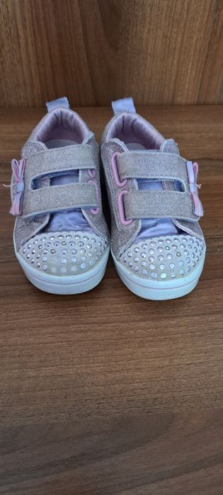 Скейчерсы, оригинал , размер 23, длина по стельке 14-15см