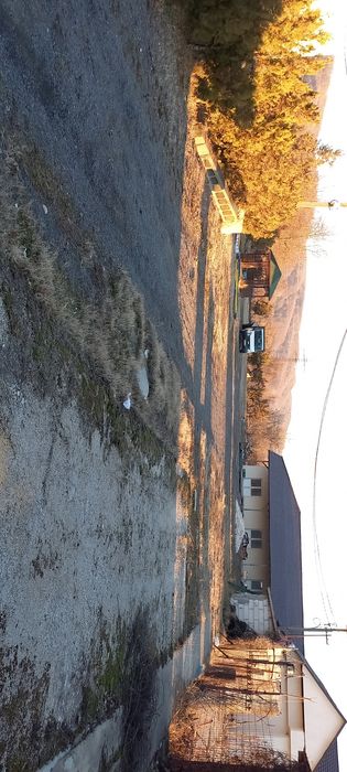 Vand sau Schimb Spațiu Comercial Com Voinesti, Sat Izvoare Suduleni, D