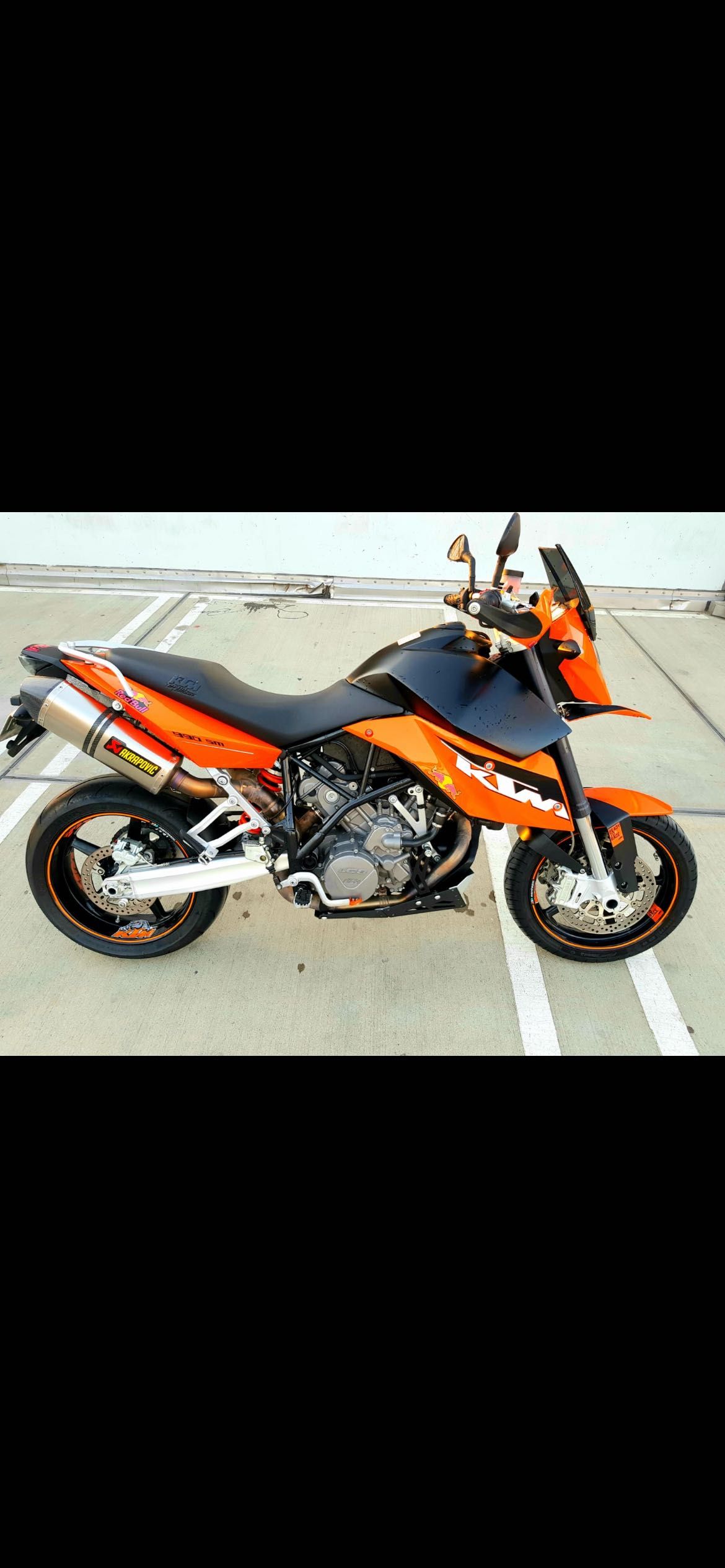 KTM 990 Supermoto