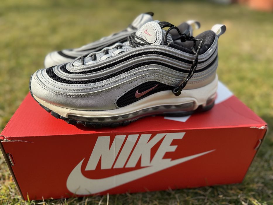 Дамски маратонки Nike