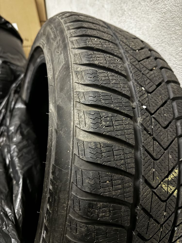 Pirelli Winter SottoZero 3 225/55 R18