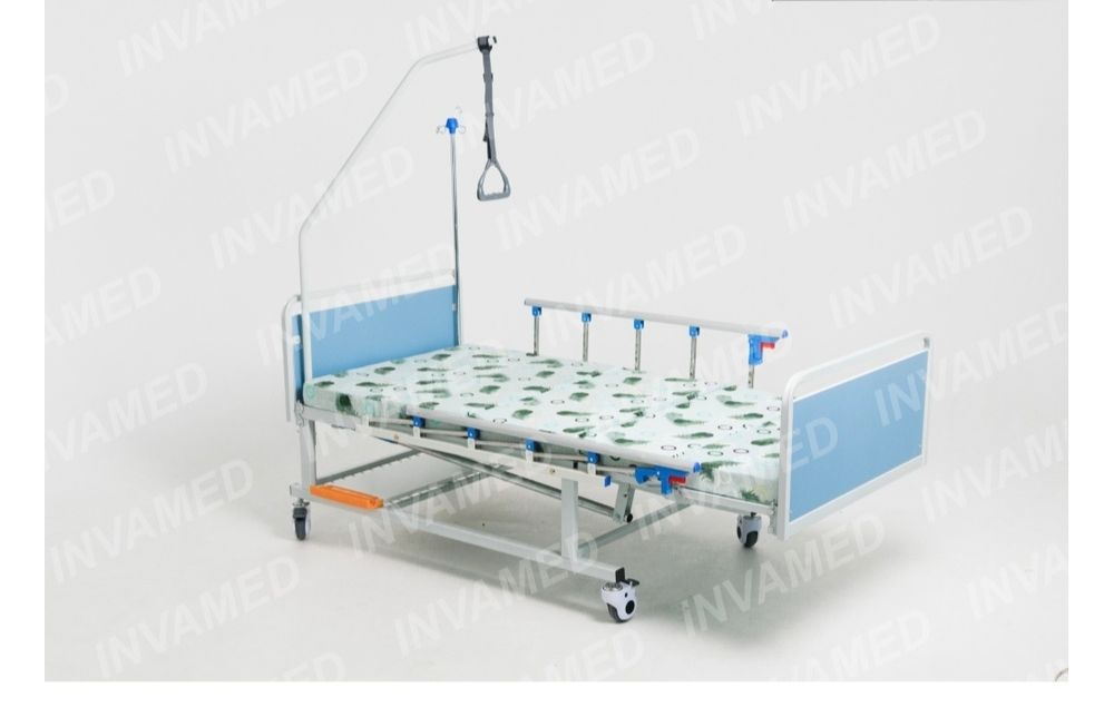 Кровать медицинская