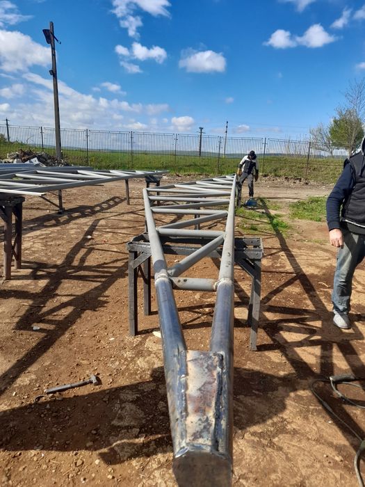 Ferme Metalice grinzi acoperiș 9m 12m lățime