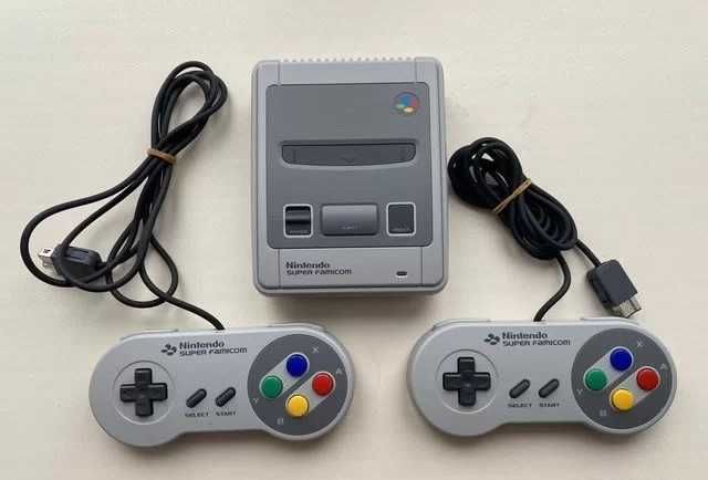 SNES Mini в прекрасном состоянии