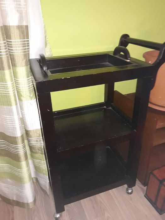 carucior pentru cabinet cosmetic