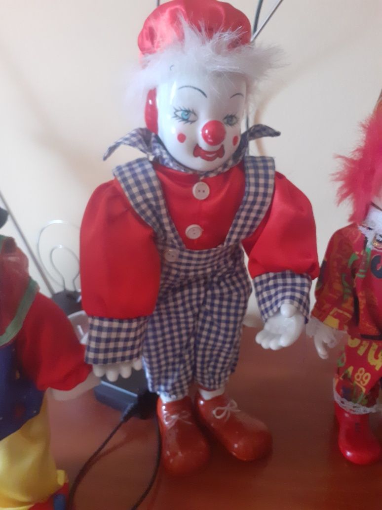 Клоун Порцеланови кукли