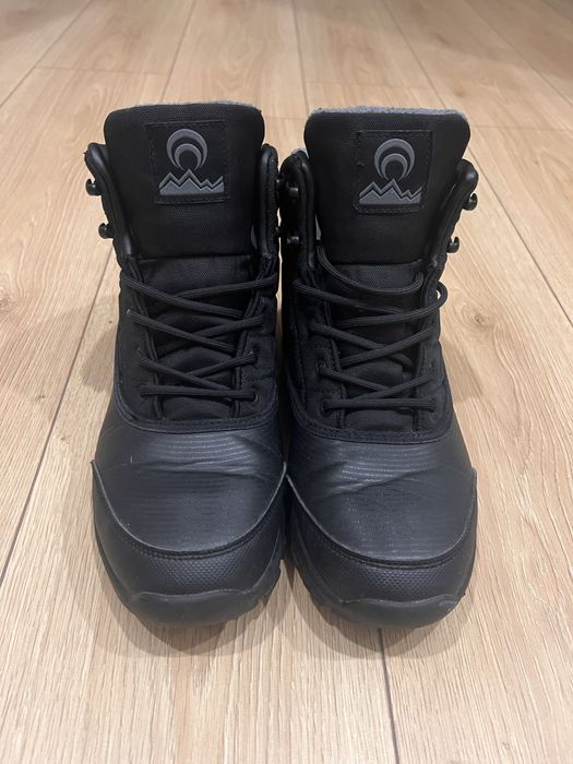 Продается мужская обувь