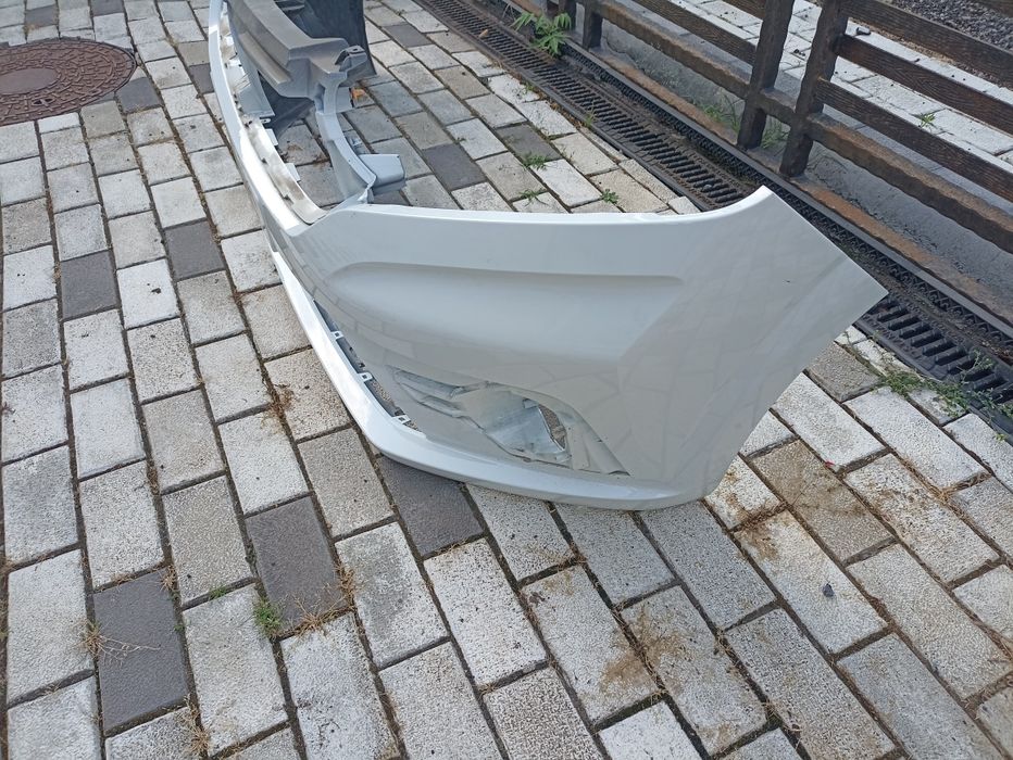 Bara fata, spate,  alba și gri, radiator AC si interculer Logan3