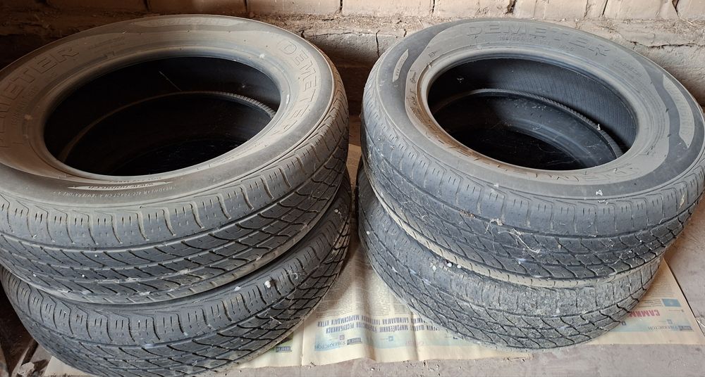 ДЕМЕТР б/у балон R15 хамда лада веста заводской б/у диска-балони сотил