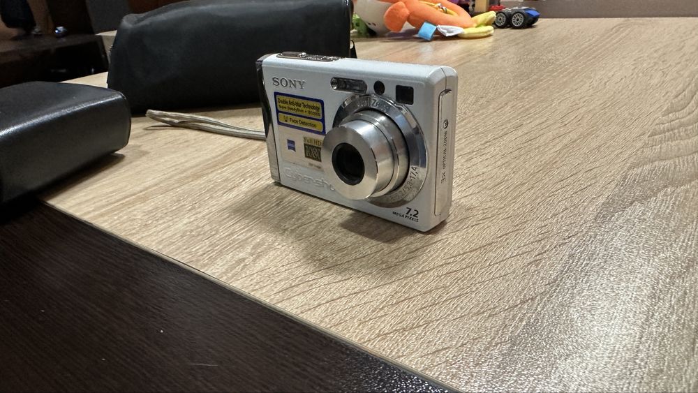 Фотоапарат Сони
