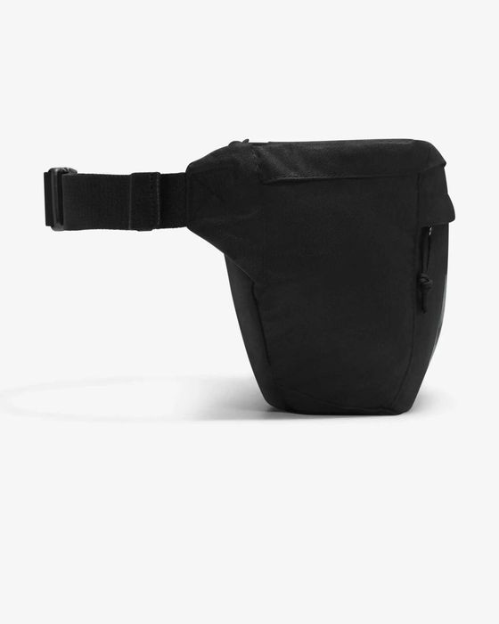 Спортна чанта Nike Sportswear Tech Pack