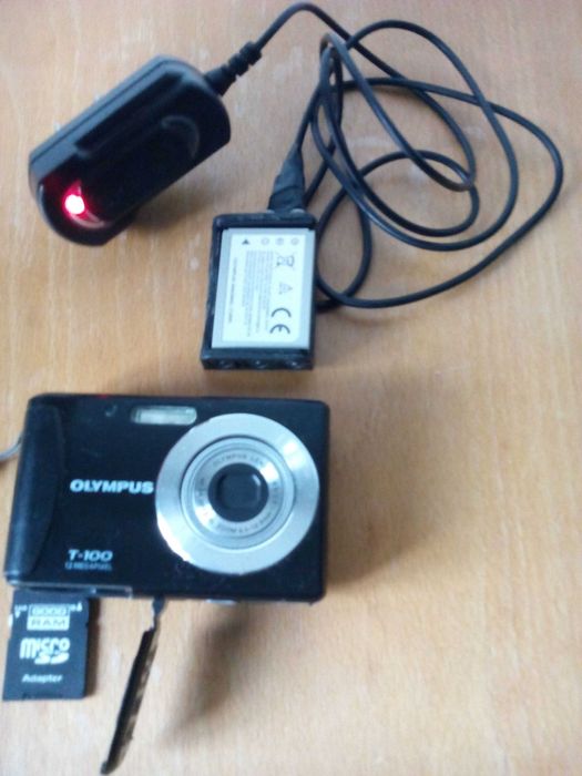 Фотоапарат OLYMPUS Т-100