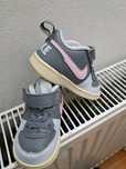 Adidasi nike copii