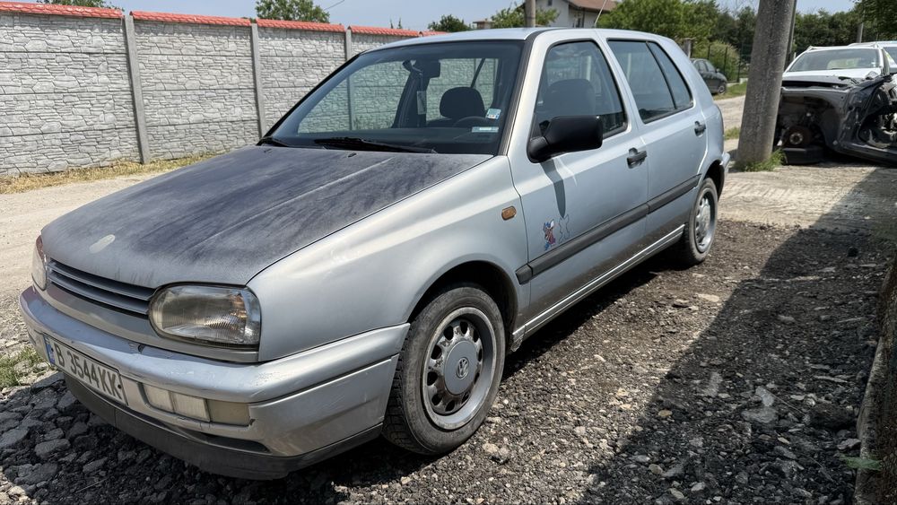 Vw Golf 3 / 1.6 i / 75к.с. / 1996г.