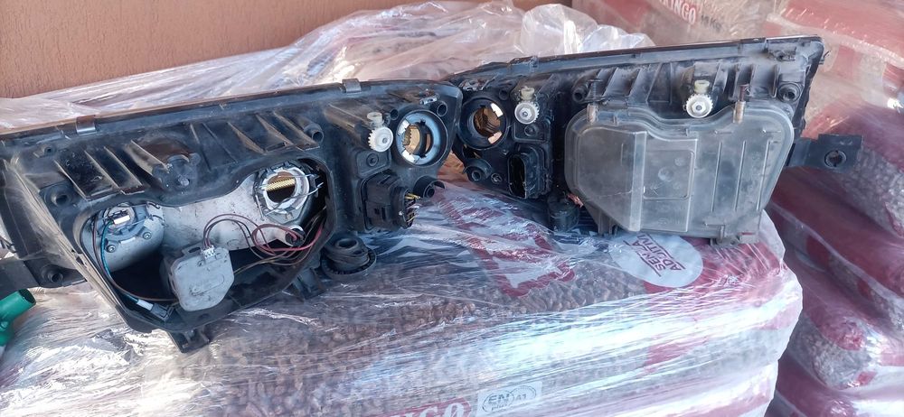 Фарове за Шкода Фабия хечбек