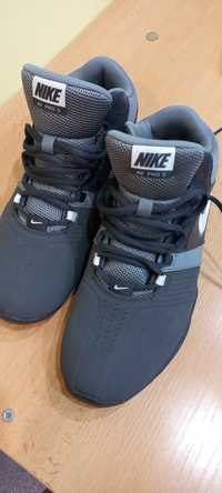 Маратонки Nike AV PRO 5