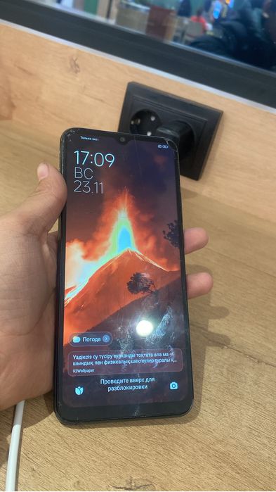 продам Redmi 10C в хорошем состояний