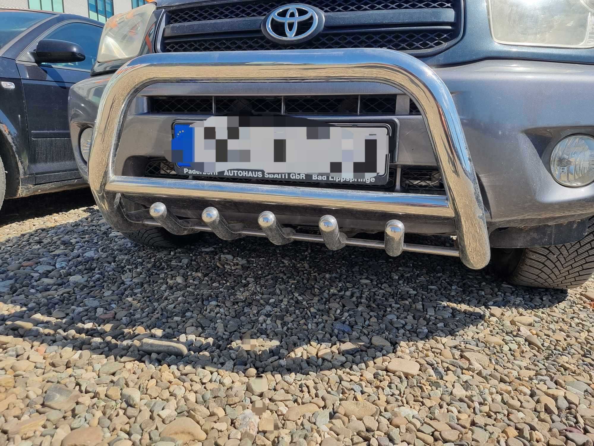 Vand Bullbar montat momentan pe un RAV4 2004