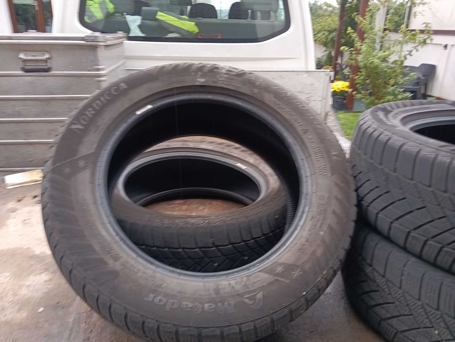 Anvelope iarna 225 60 r17 MATADOR