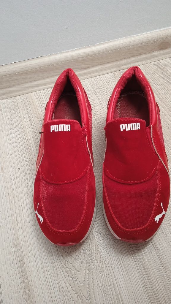 Маратонки Puma червен цвят