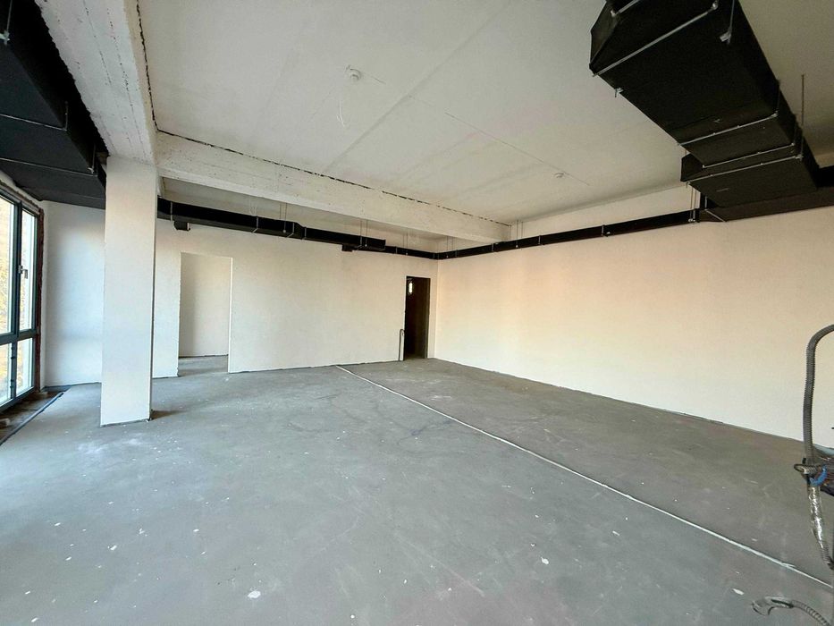 Продаётся здание 1350м2 Ориентир: Ж.К Аламазар Сити / Жомий