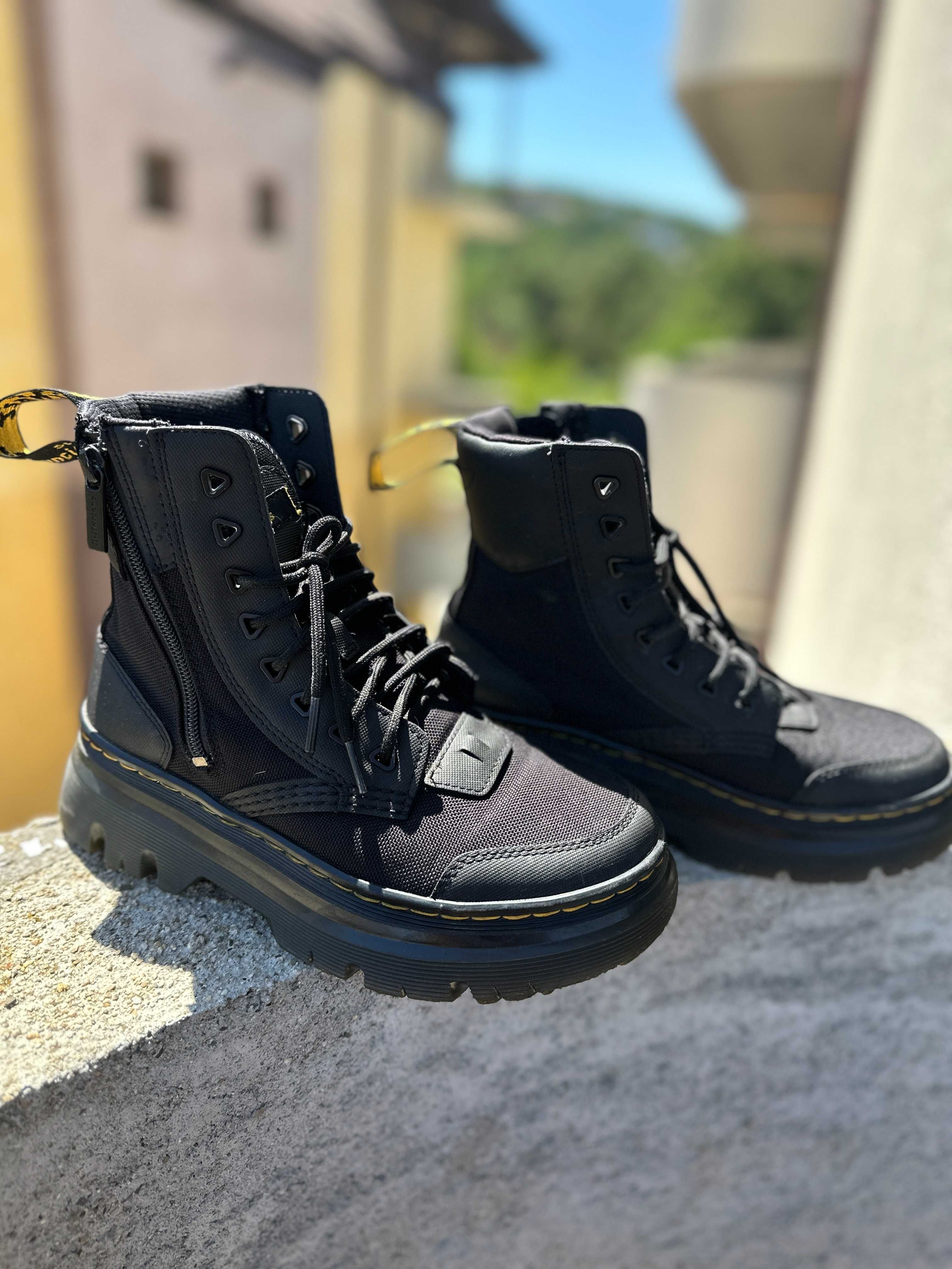 Dr. Martens боти TARIK