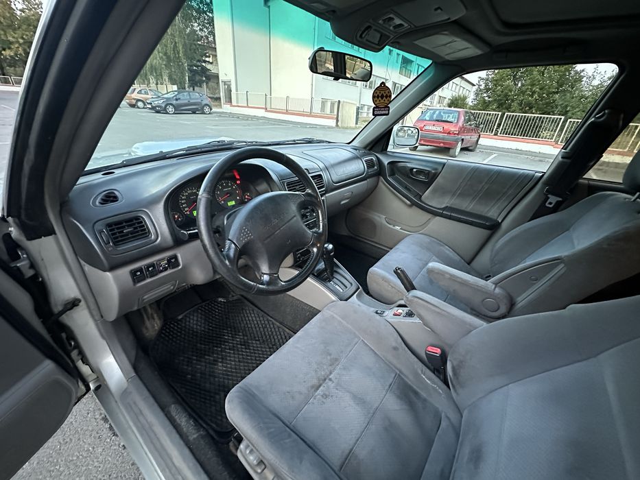 Subaru Forester SF turbo 2000г.