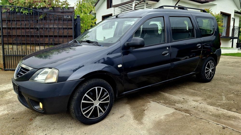 Dacia Logan Mcv Laureate 1.6 benzina 7 locuri