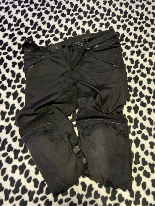 Vand pantaloni moto