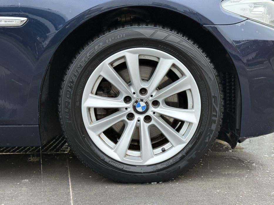 Джанти за BMW Оригинални F10 17 цола зимни гуми