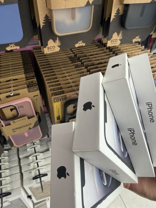 iPhone 16e 128 black,запечатани,чисто нови