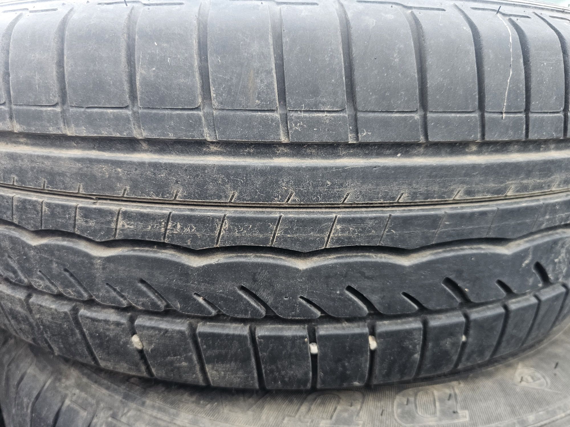 Set 4 anvelope 185/60R15( ca si noi)