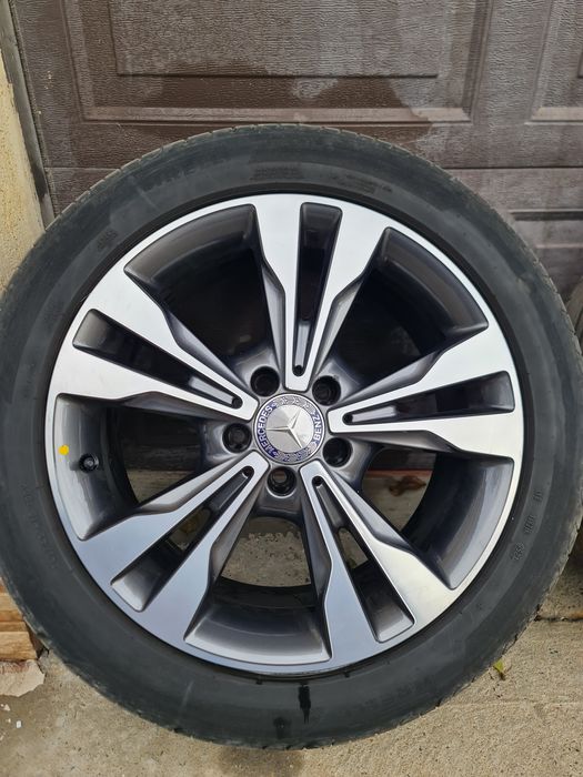 Set jante  bicolore  noi originale Mercedes R18 pentru model Vito Vian